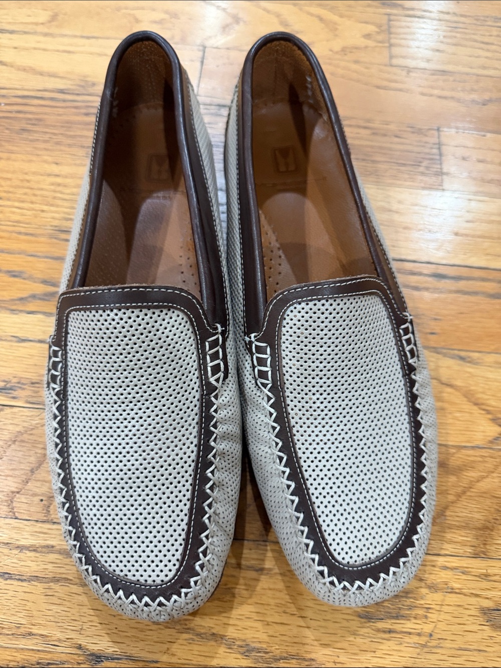 Moreschi Perforated Beige and Brown Leather Slip-On Loafers BNWOT 39